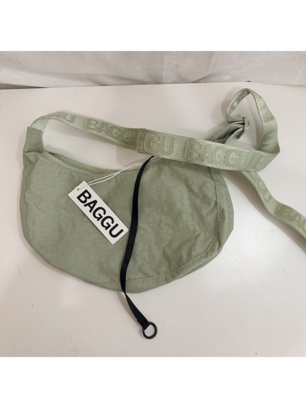 BAGGU Medium Nylon Crescent Bag In Sage Green
